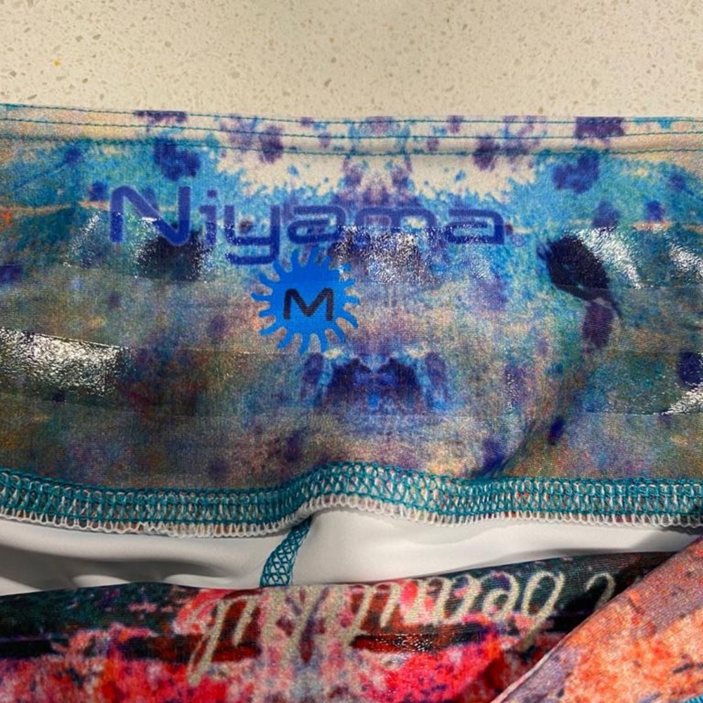 Niyama yoga leggings, sweat proof, discontinued